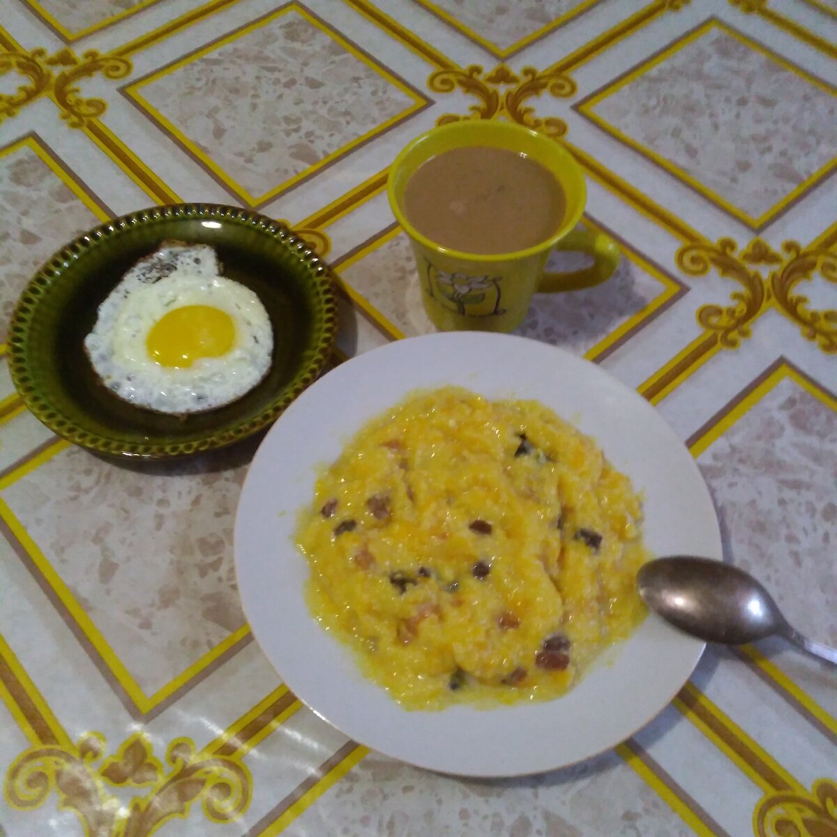 КБЖУ:  335/12,2/12,6/43,0