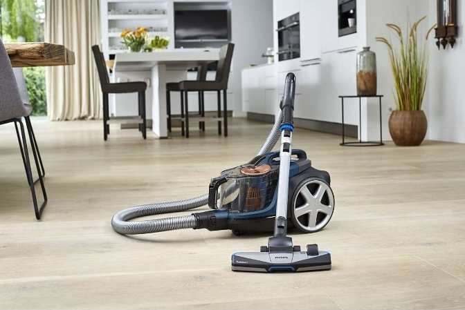 Пылесос Philips FC 9733/01 данный пылесос можно приобрести  со скидкой аж 82%