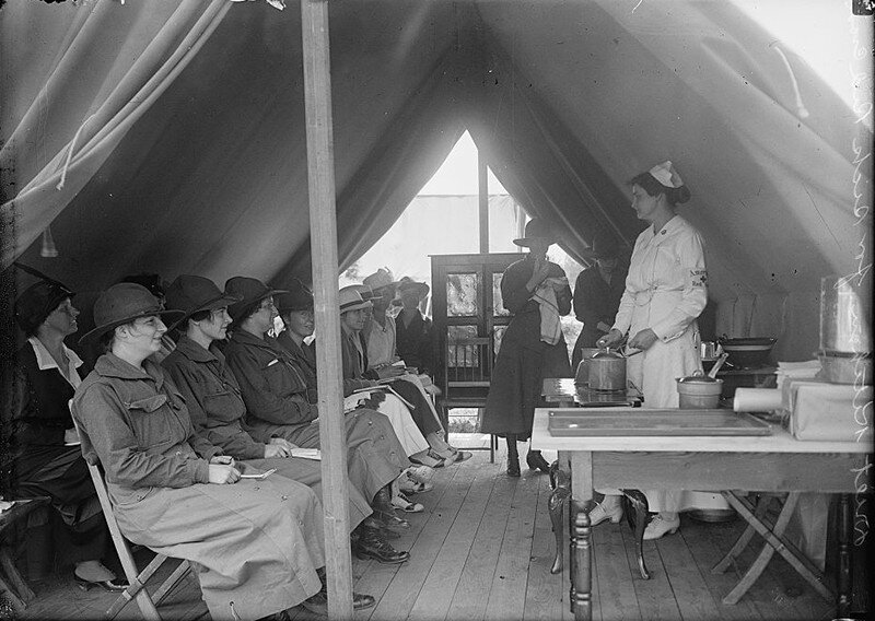 © HARRIS&EWING/LIBRARY OF CONGRESS