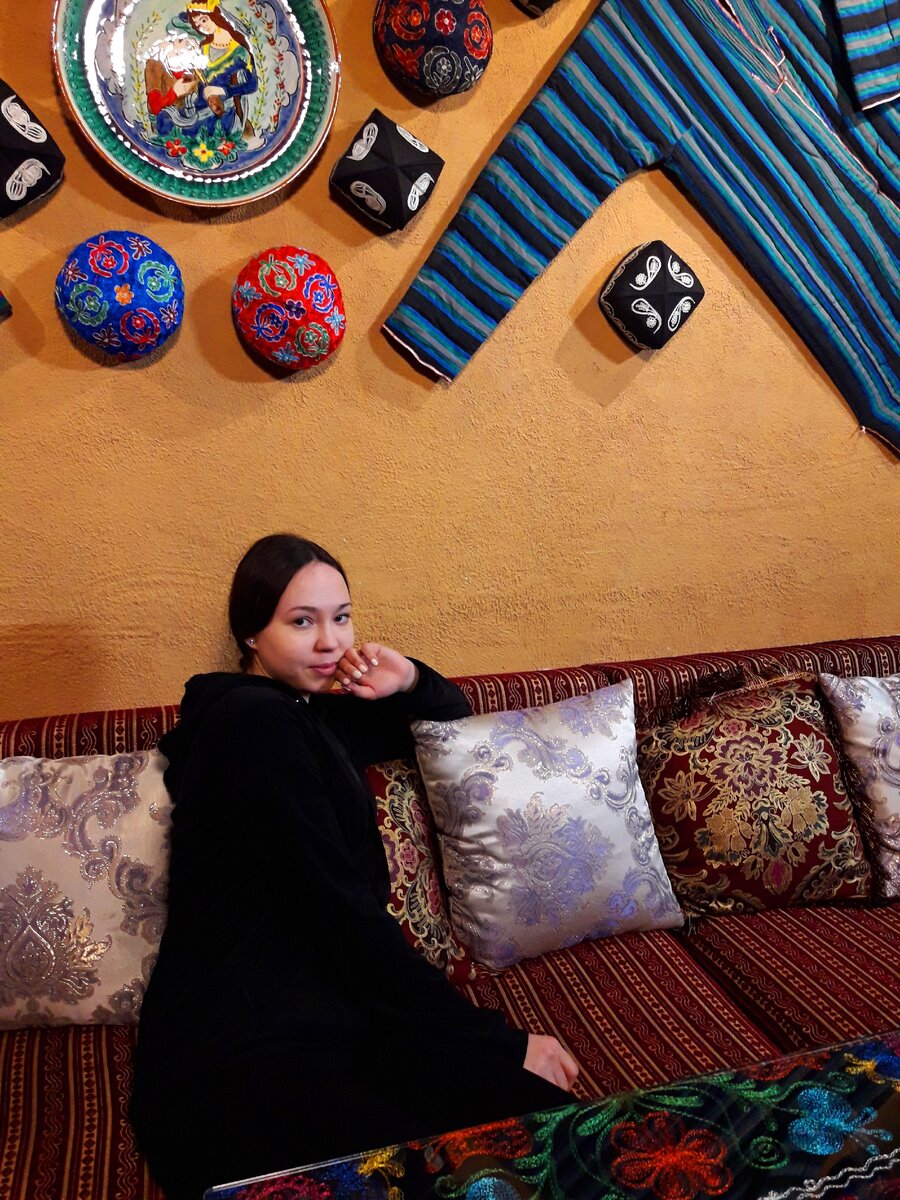 Первый раз семьей посетили узбекскую чайхану «Ташкент», что находится в Казани, стоит ли побывать в подобном заведении