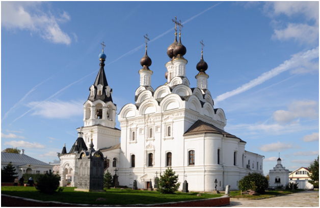 Фото с сайта: http://data12.i.gallery.ru/albums/gallery/40024-9f870-73525782-m750x740-uff838.jpg