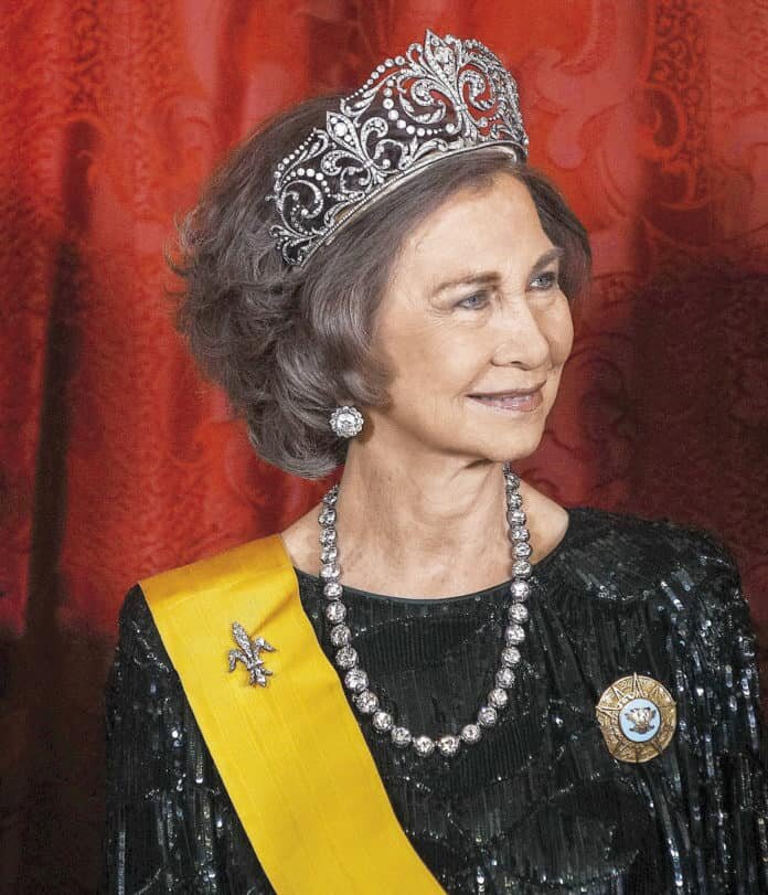 Королева София