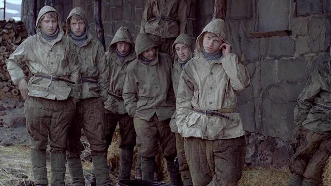  Кадр из фильма "Сволочи"