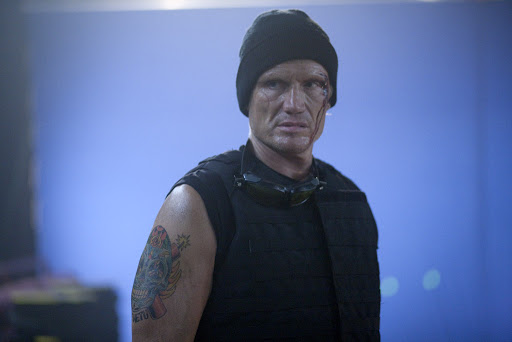 вечно недовольный Гуннер