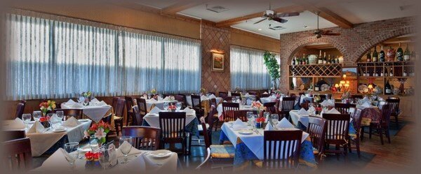 Типичный интерьер кафе в стиле прованс