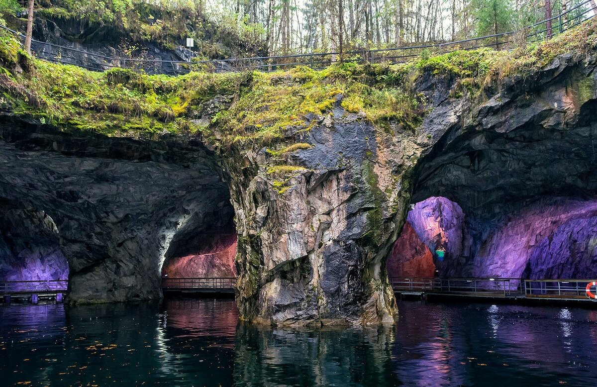 природный парк в карелии рускеала