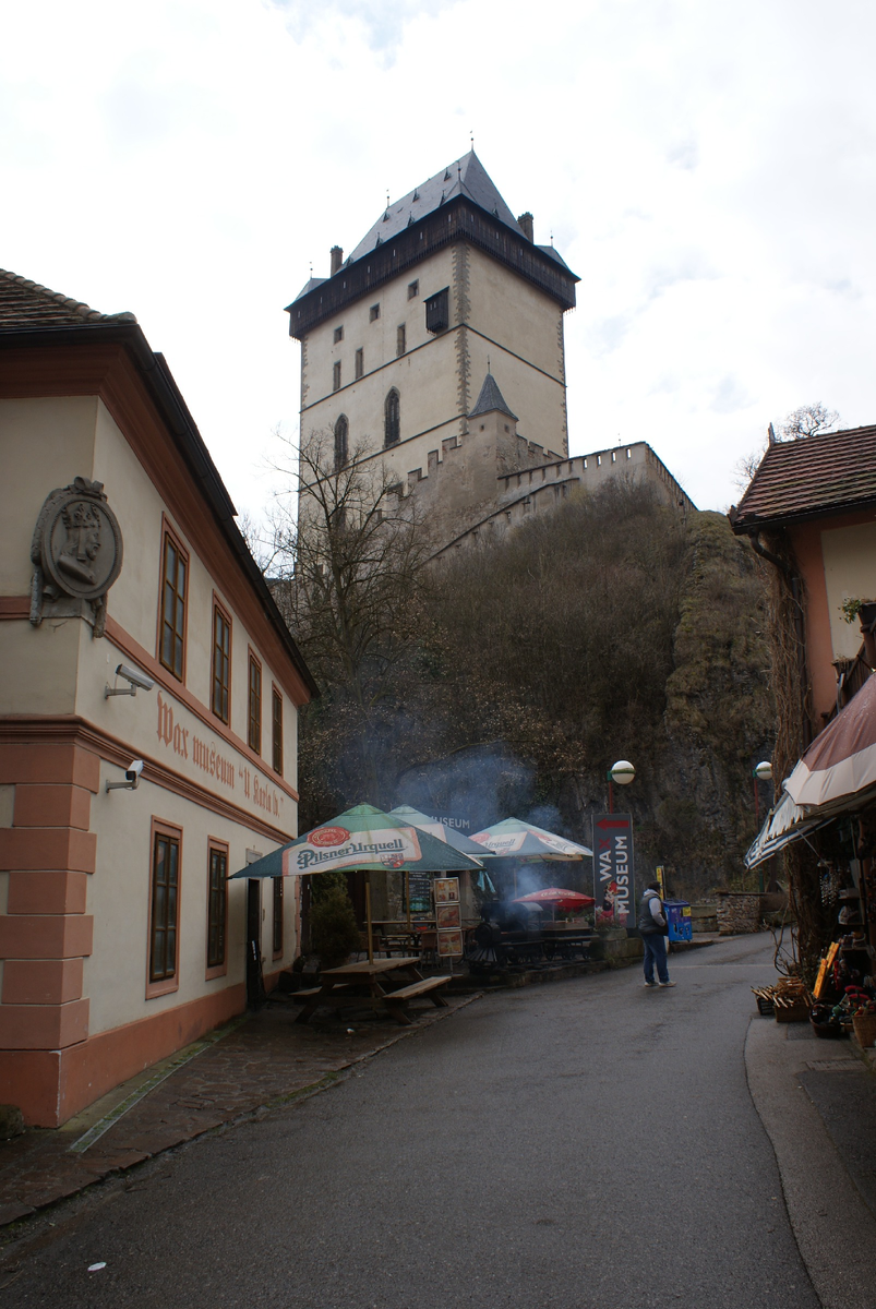 По дороге к замку