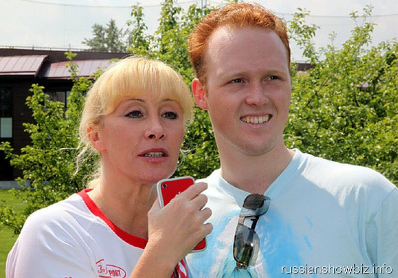 Оксана Пушкина с сыном