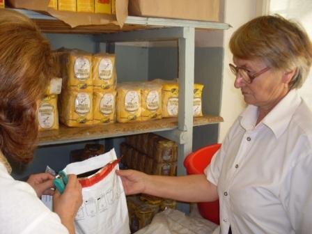 Отбор проб россельхознадзор пищевая продукция. Отбор проб пищевой продукции. Россельхознадзор отобрал пробы и заклеил лентой россельхознадзора. Отбор проб зерна в складах. Карантин растений россельхознадзор.