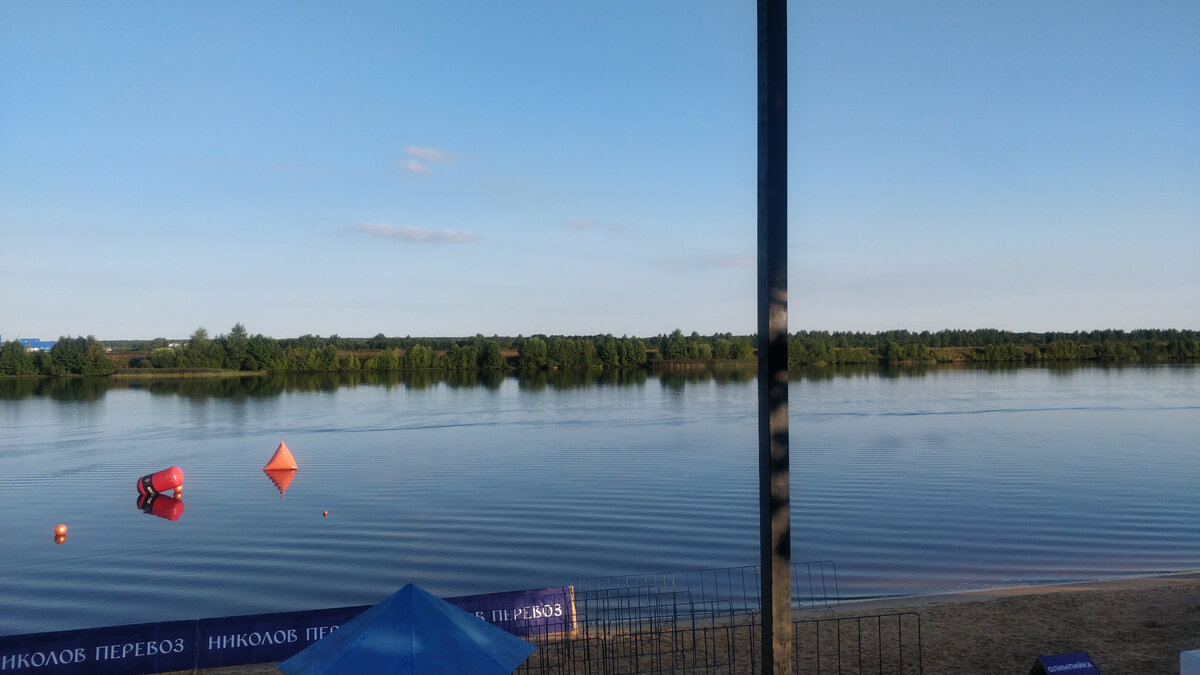 вода как стол