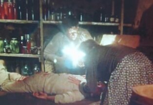 Кадр из фильма "Малиновое вино".