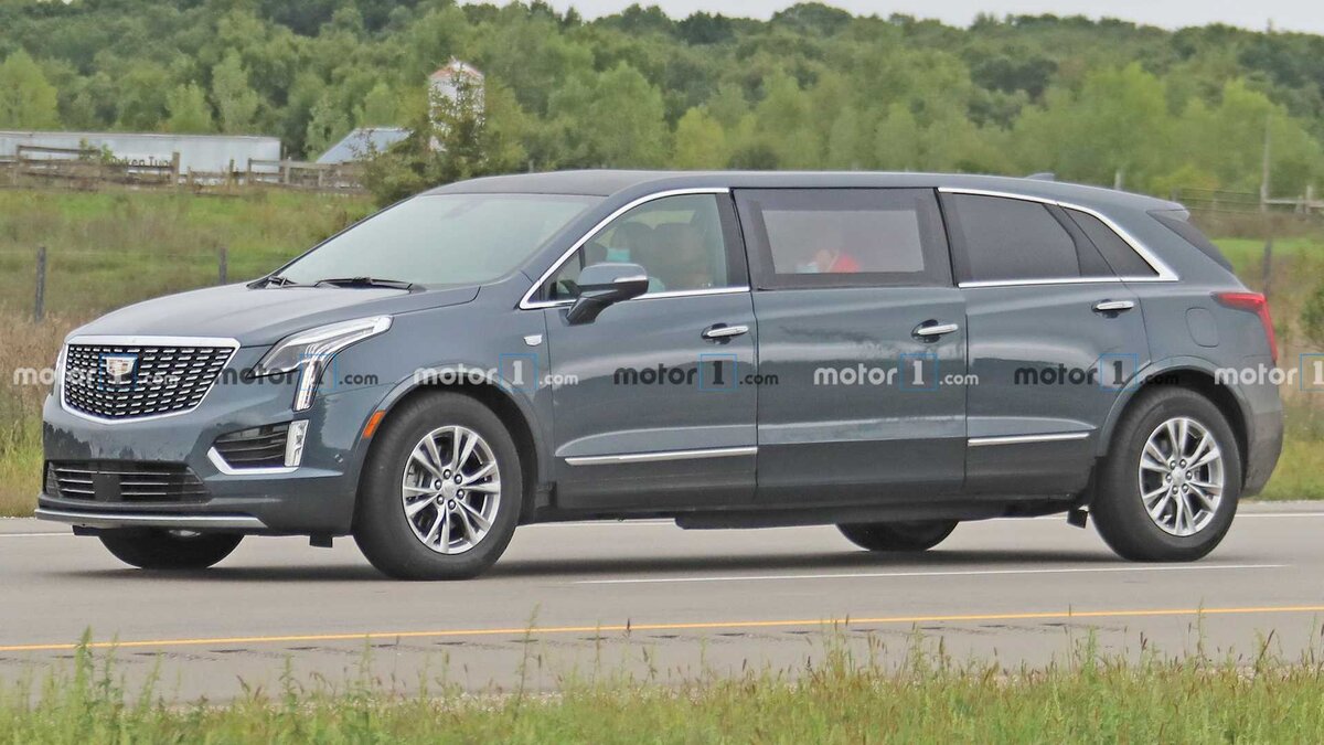 Cadillac Limousine 2020