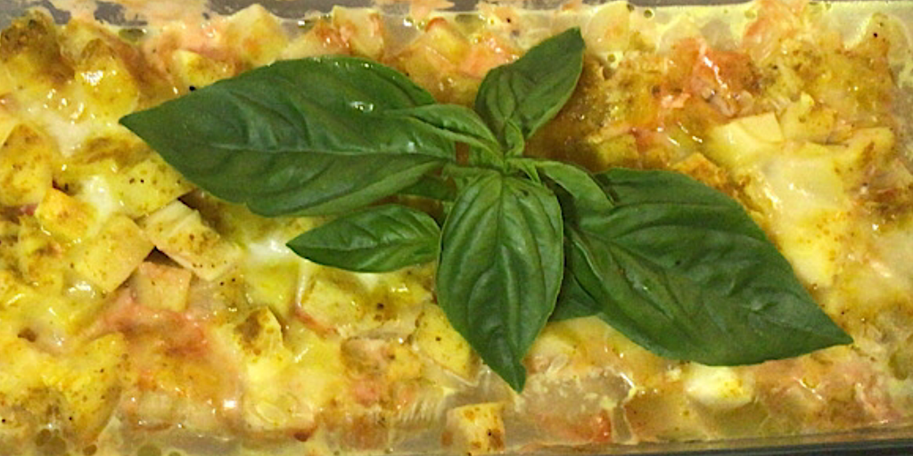 Грудка запечённая с кабачками.