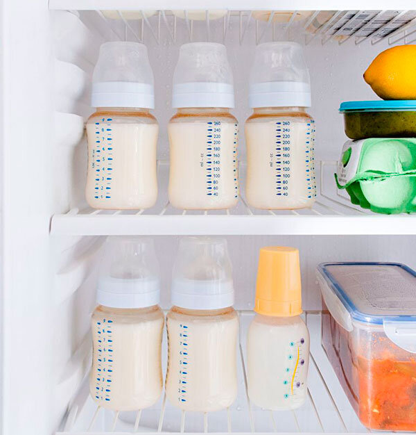 Сцеженное молоко нельзя подогревать в микроволновке: доктор Комаровский