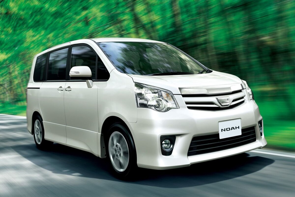 toyota noah 2001 2007