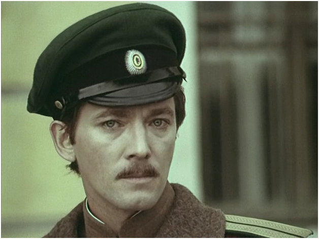 Главный герой фильма «Государственная граница» Жданович (во всяком случае он так представлялся.