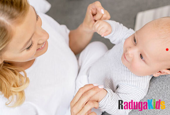 До скольки лет «принято» кормить грудью