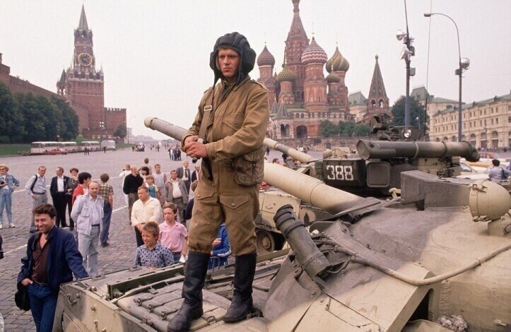 Путч, танки возле Кремля, 19 августа 1991 года