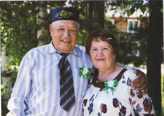 Амербек Тулебергенович и Мавзида Зиннатовна   Бегежановы