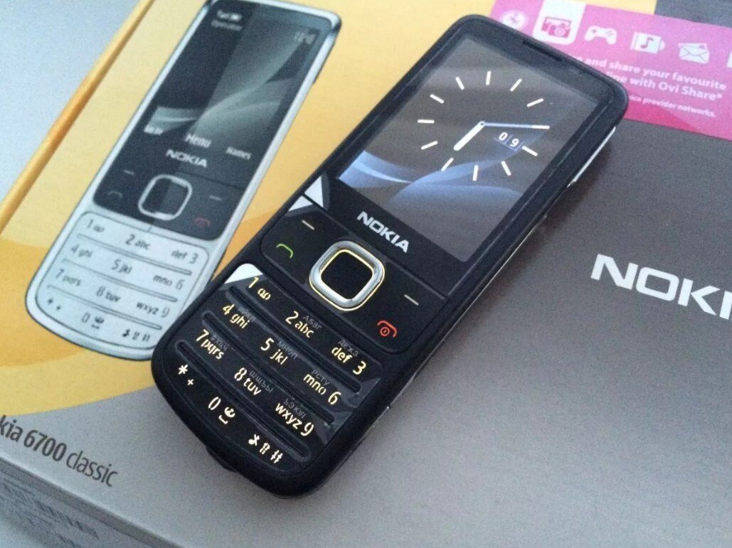 Купить 6700 оригинал. Nokia 6700 Classic Black. Нокиа 6700 Классик Блэк. Nokia 6700 черный. Nokia 6700 Classic черный.