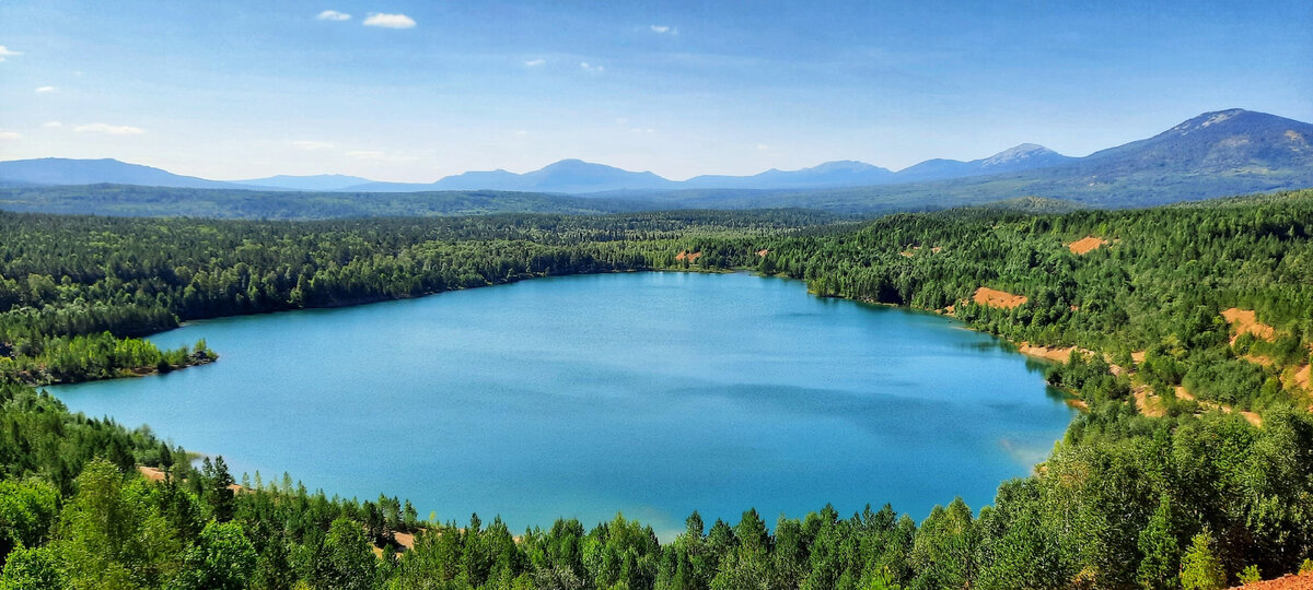 Вид на Карьер со смотровой площадки.