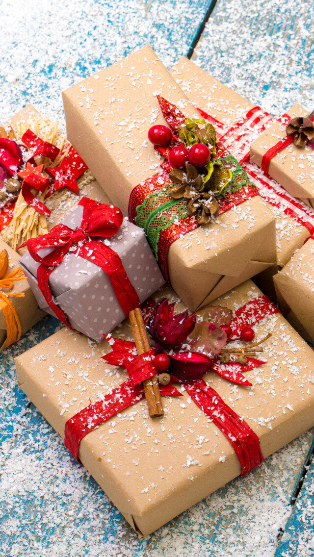 Каждый год в начале декабря мы думаем о том, что обязательно нужно заранее продумать и подготовить подарки к новому году.