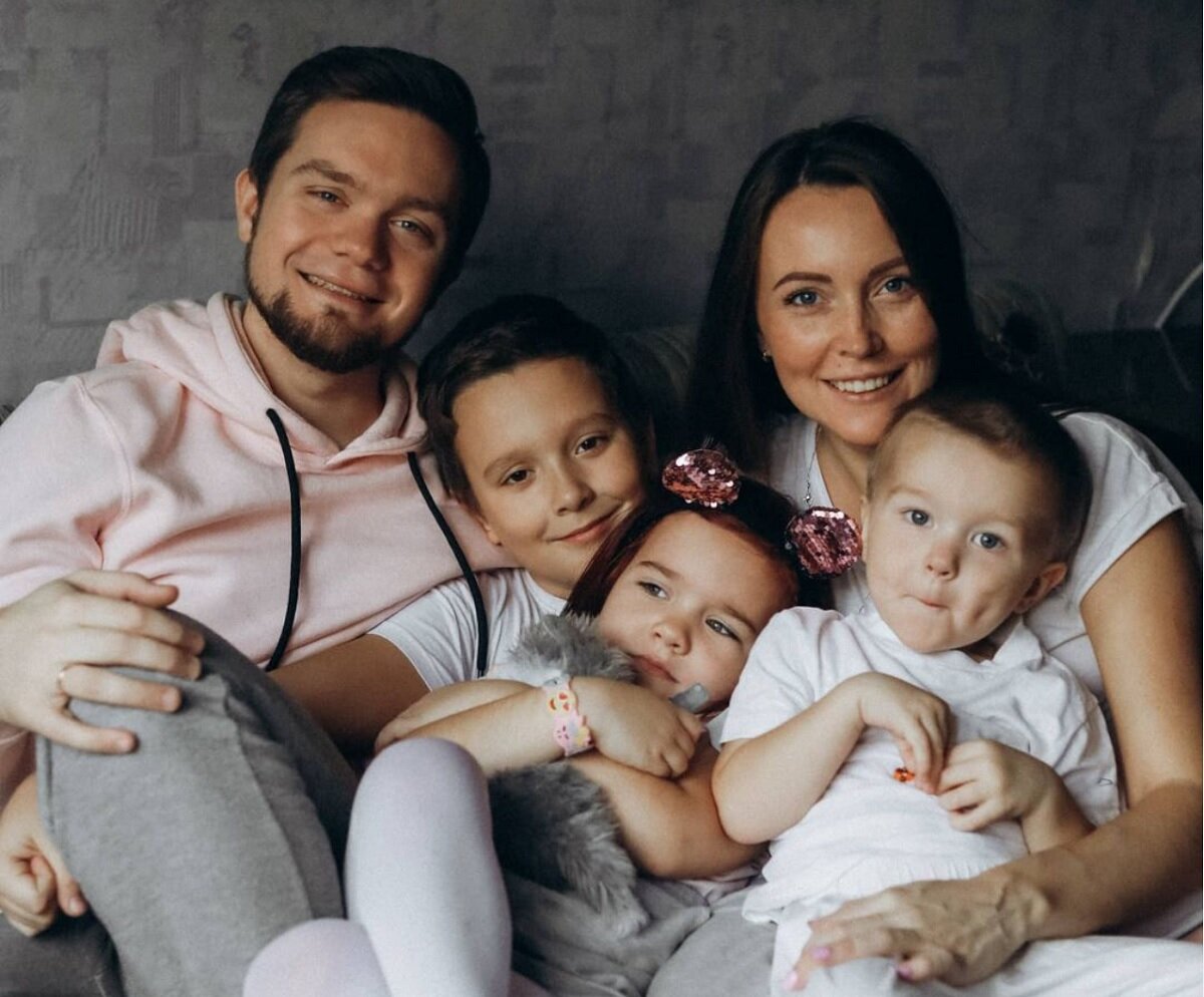 Спасибо за фото семейному видеографу -  @Ксении Семеновой