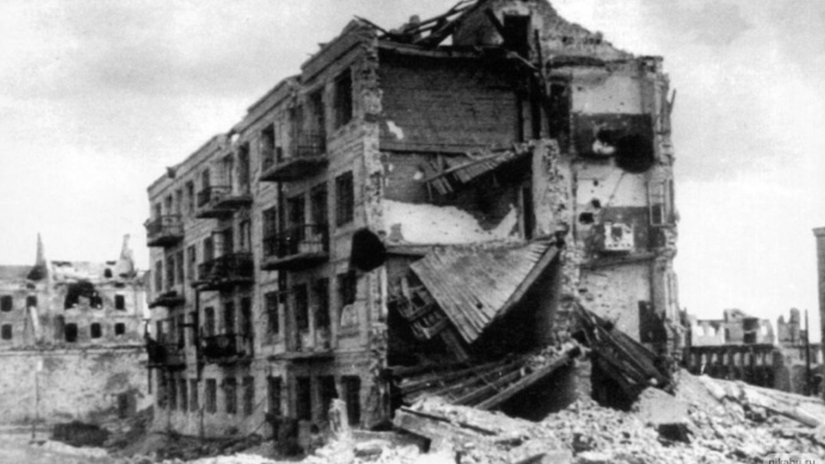 Дом Солдатской Славы, Дом Афанасьева - Павлова. 1943 г.