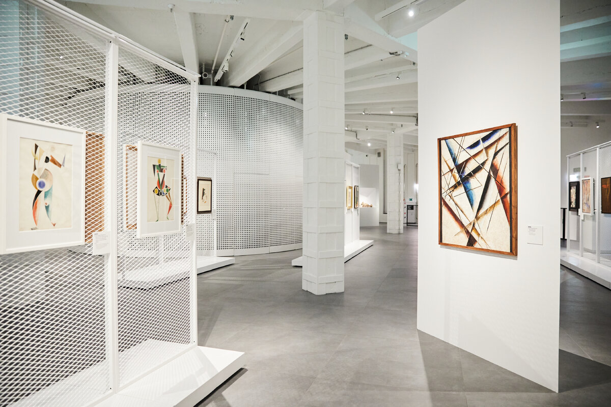     Первая экспозиции в центре «Зотов» — «1922. Конструктивизм. Начало»