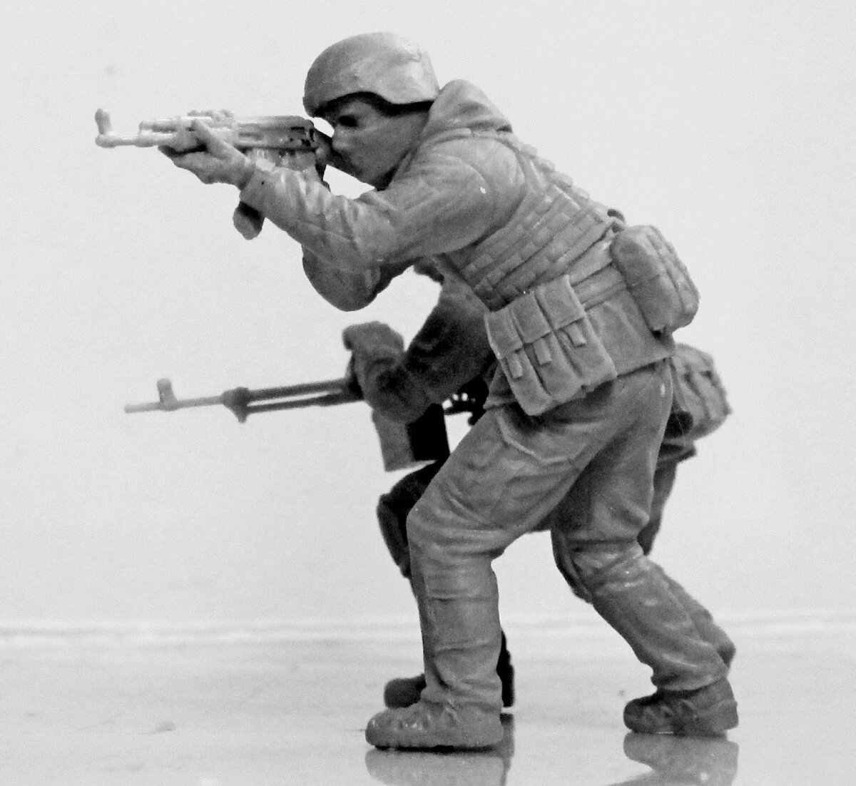 последний пехотинец. морпехи в лесу. морской пехотинец 4 фильм 2015. армия рф мотострелковые войска.