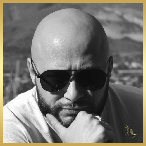 Автор Вячеслав Дьяченко