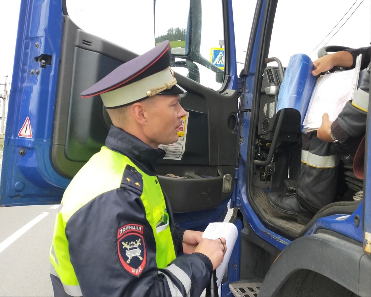 На въезде в Петрозаводск остановили водителей грузовиков | Столица на Онего  - новости Петрозаводска и Карелии | Дзен