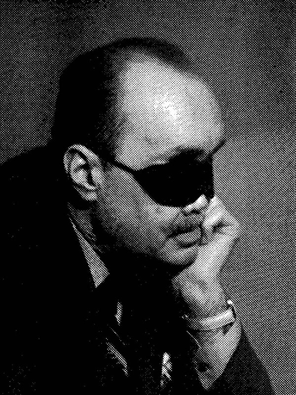 Эдуард Асадов в повязке