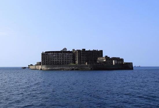 Остров Гункандзима, самый густонаселенный остров в 1960 годах