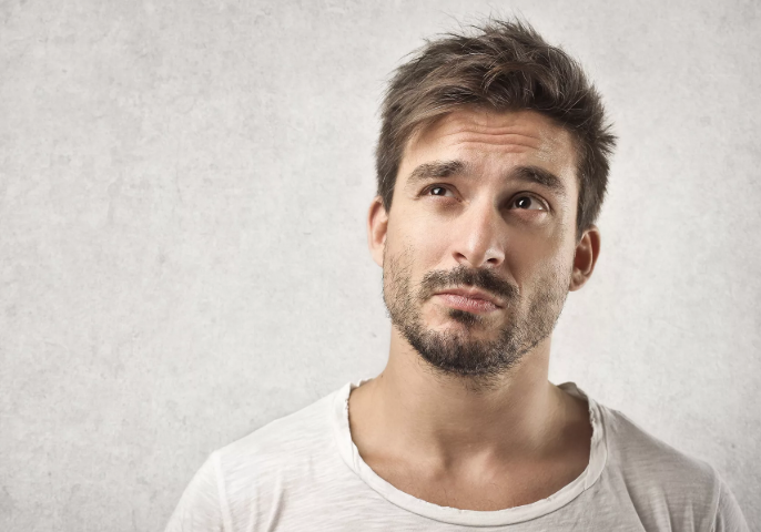 Мужское лицо