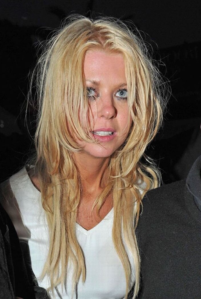 Пьяные российские знаменитости. Пьяные звезды. Фото пьяных звезд. Пьяные звезды шоу бизнеса. Пьяные звезды голливуда.