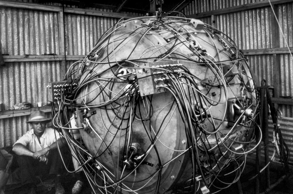 Атомная бомба "Гаджет", Картинка взята с Яндекс Картинки.