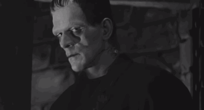 Господин Зеркало и тут мелькнул