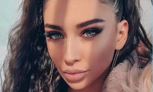 Татьяна Мусульбес (те самые ресницы) - жена Виктора Литвинова