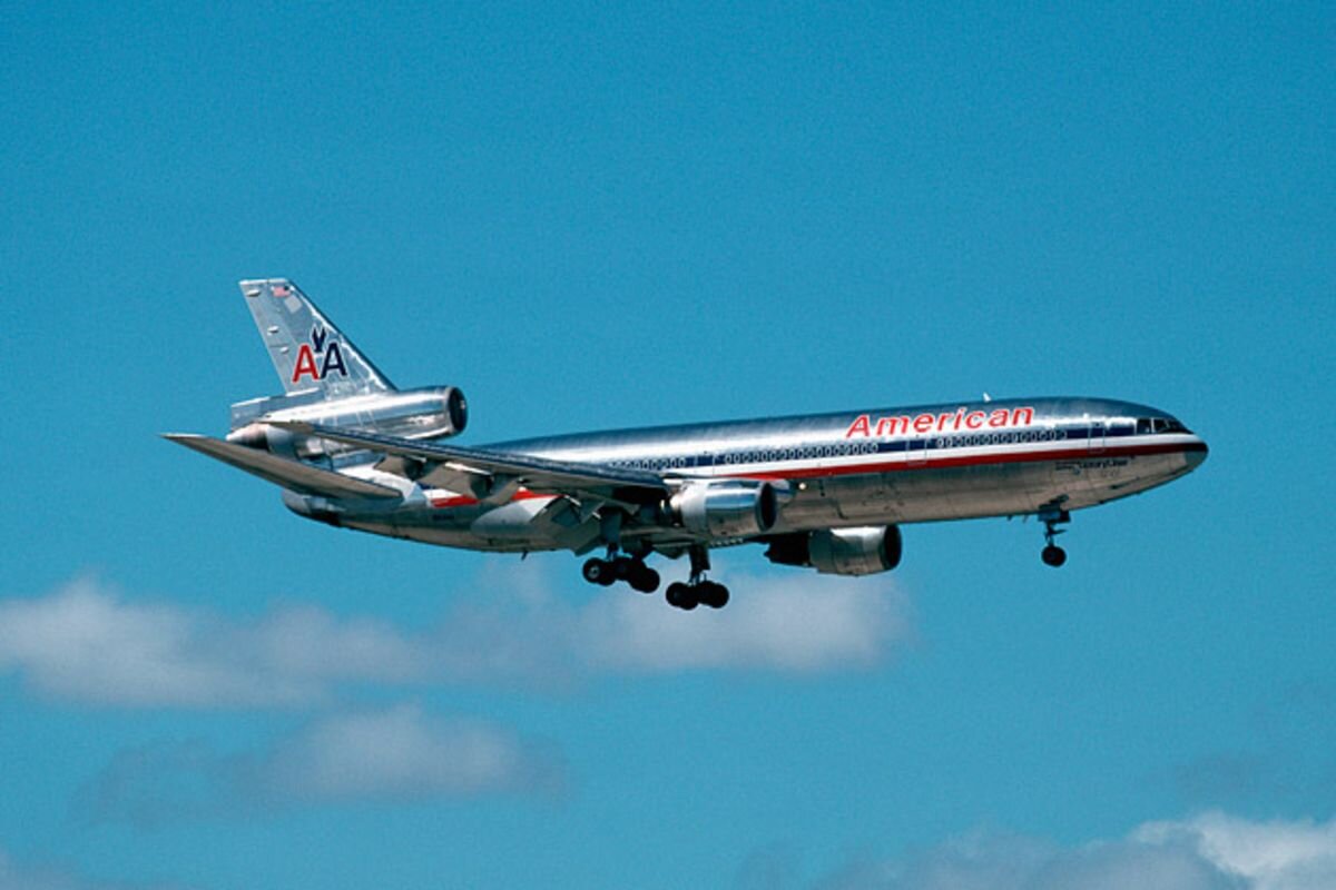 Источник фото: https://www.bloomberg.com/news/articles/2013-01-17/the-787-and-the-dc-10-a-history-of-two-troubled-jets