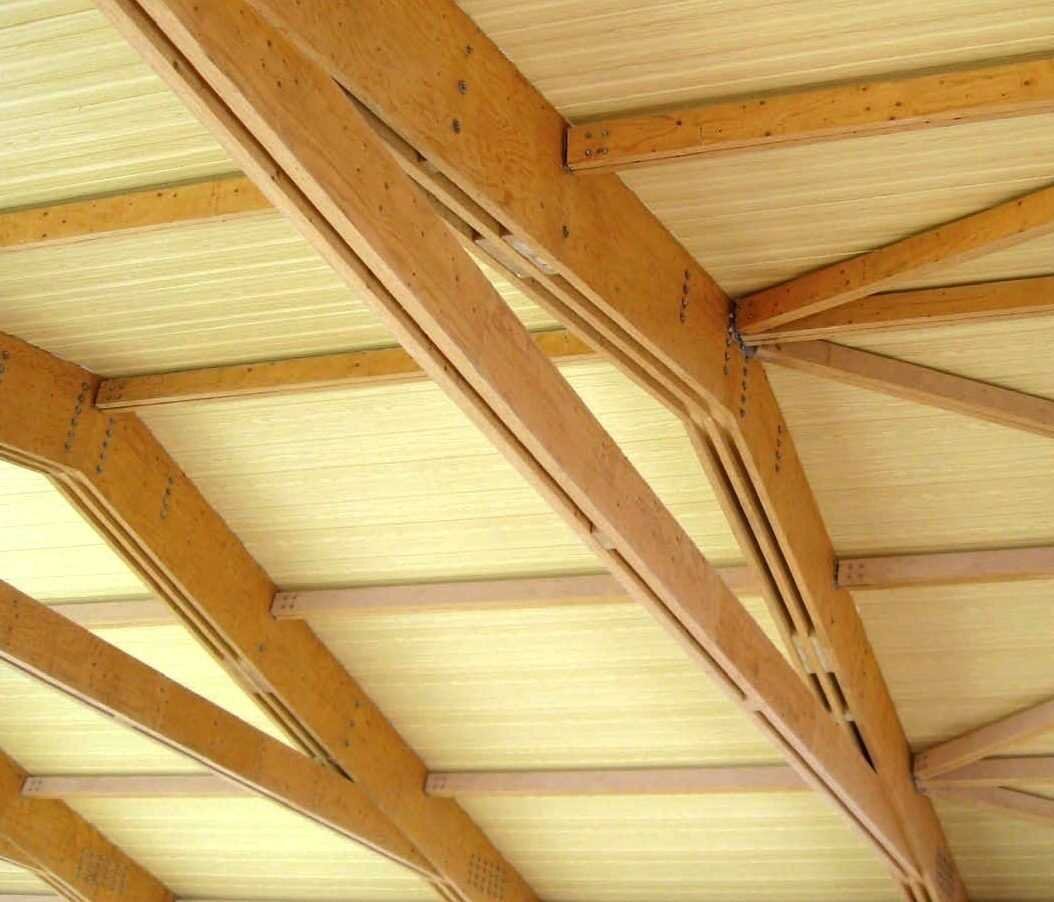 Несущие кровельные балки из LVL (laminated veneer lamels)