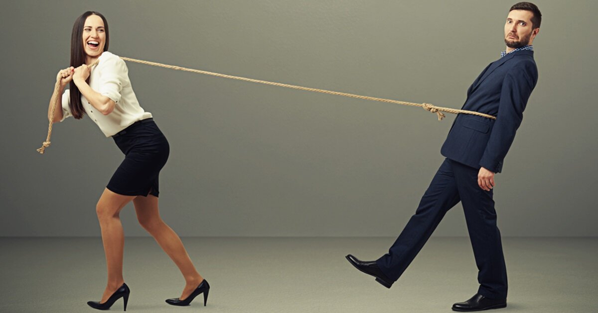 Вы вытягиваете мужчину с временными трудности из его жизненной ситуаиции