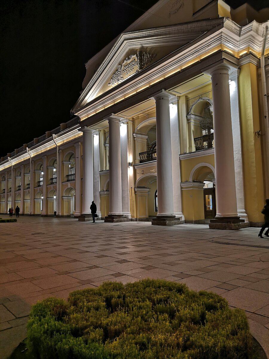 Фото гостиного двора в питере