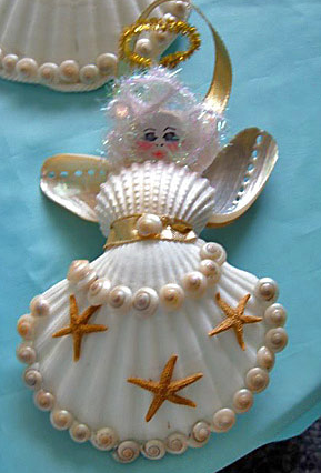 Оригинальные сувениры - ангелочки из ракушек