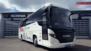 Арендовать автобус Scania Touring премиум-класса с высоко расположенным салоном с двумя или тремя осями – это новое поколение автобусов, которые впервые были представлены в 2009 году на выставке в Бельгии. Это революционная модель, производимая в Китае, была выпущена специально для европейского рынка.