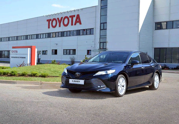 Toyota Camry — купить Тойота Камри в Киеве у официального дилера