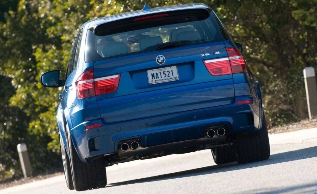 Е70 (вид сзади)