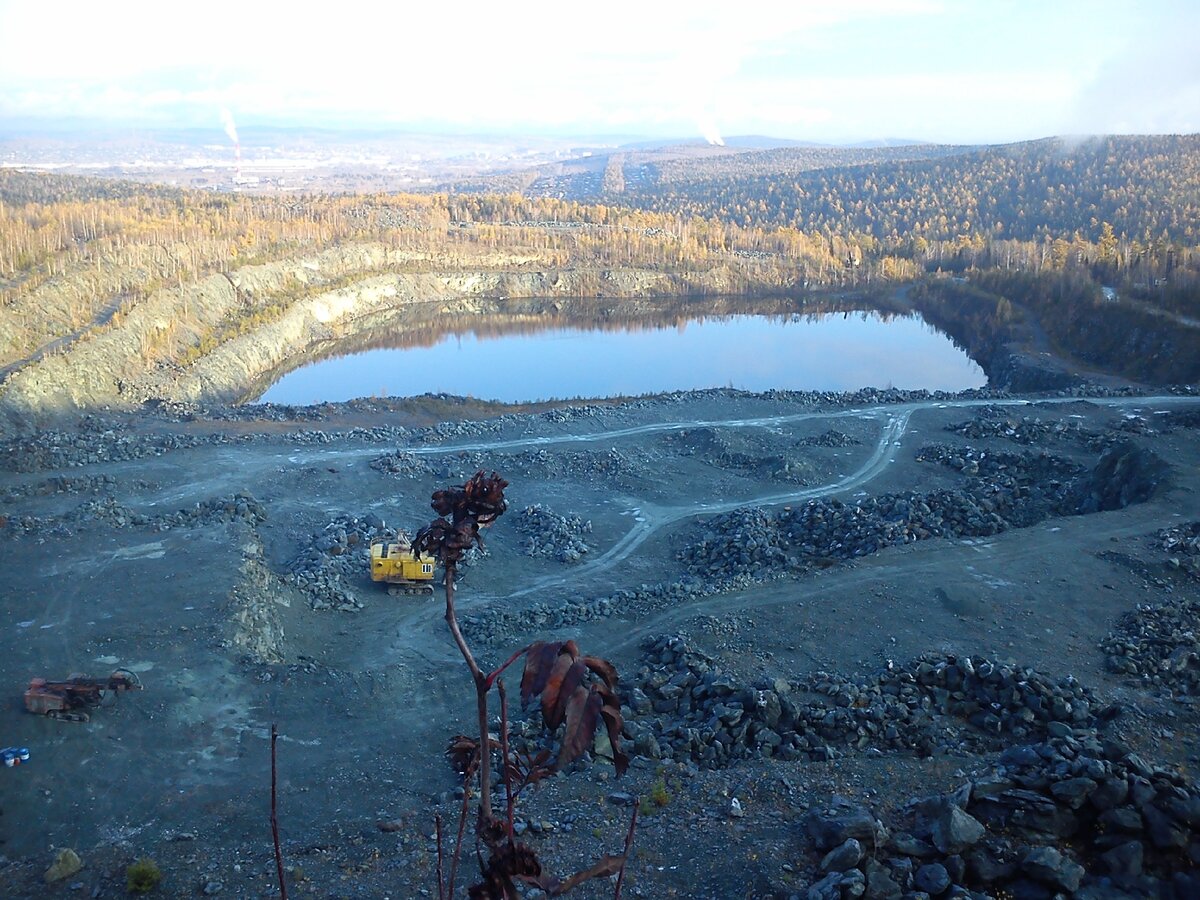 Карьер "Заплотный камень"