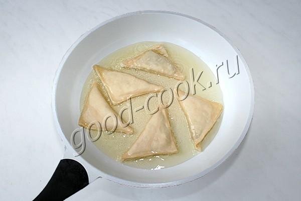 Слойки с курицей и сыром