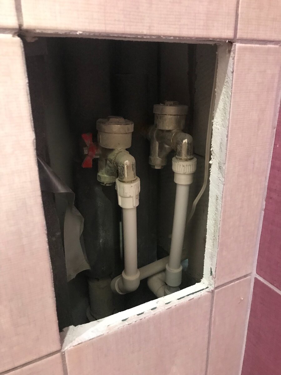 А вот что за плиткой. КФРД.